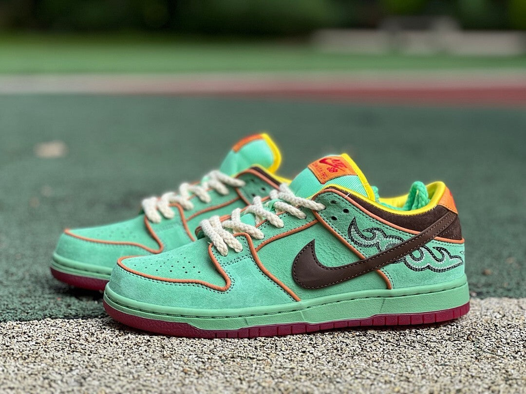 Nike SB Dunk Low Pro Green Tea Ruyi Cloud