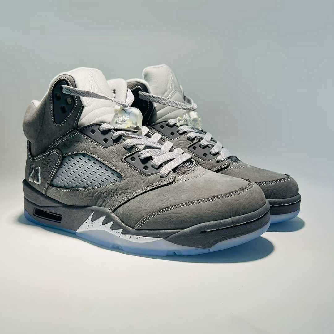 Nike Air Jordan 5 Retro Wolf Grey (2011) Men's Basketball Sneakers 136027-005