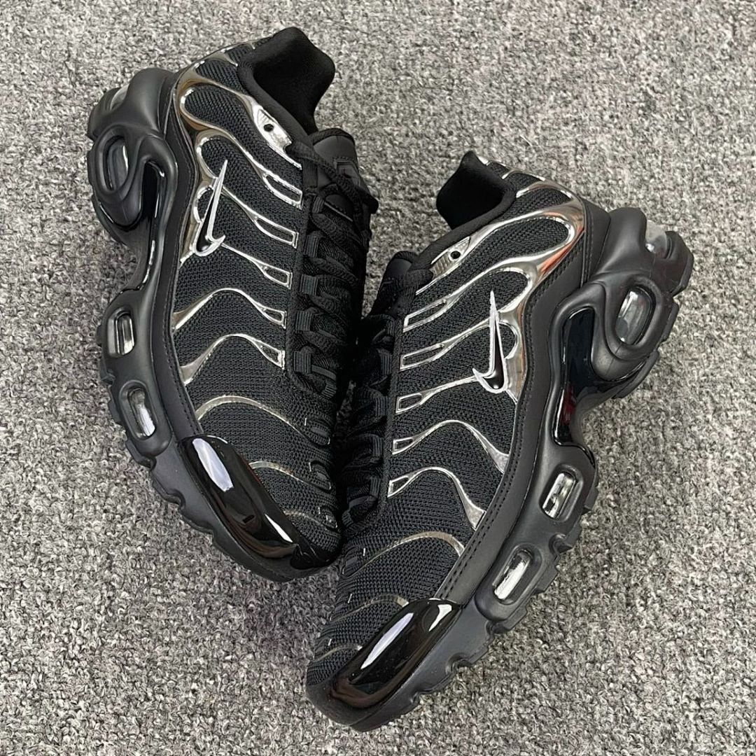 Nike Air Max Plus Black Metallic Silver CD06094-001
