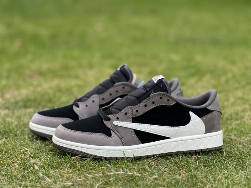Travis Scott x Air Jordan 1 Low OG Black Phantom DM7866-001