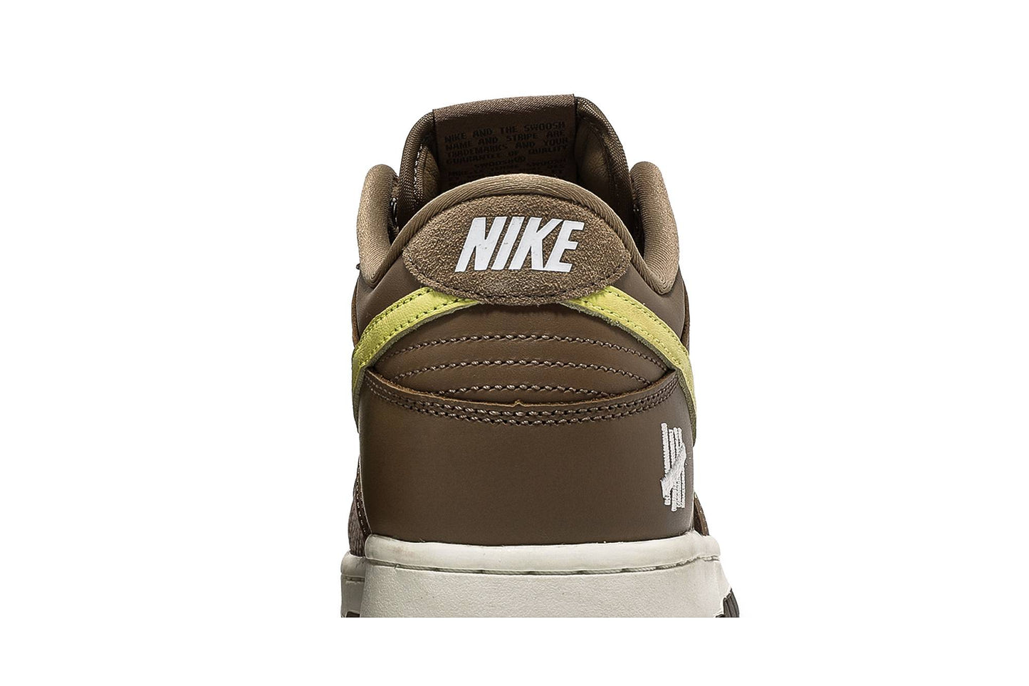 UNDEFEATED X Nike Dunk Low SP Canteen DH3061-200