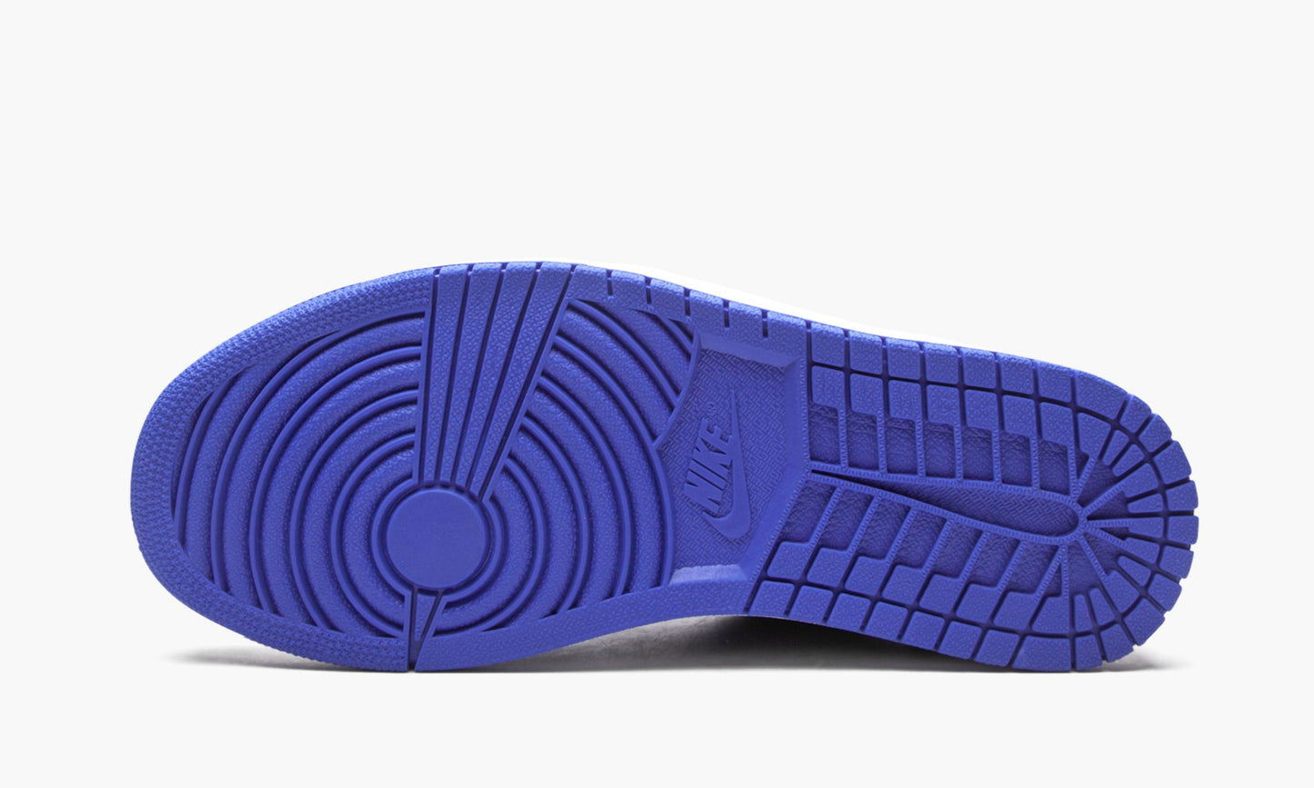 Air Jordan 1 Low SE "Racer Blue"