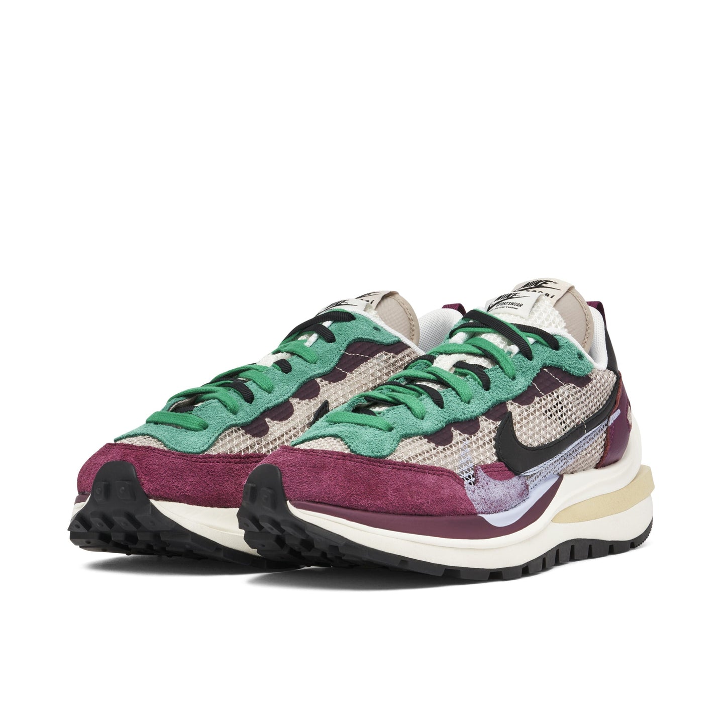 Sacai X Nike Vaporwaffle Red Green