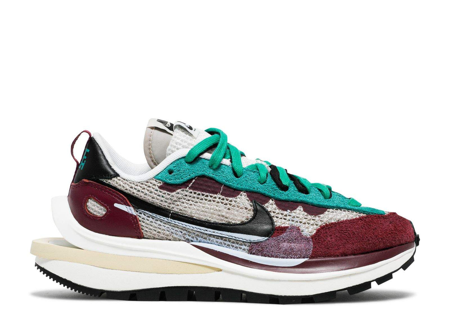 Nike Sacai X VaporWaffle SP 'Villain Red' Unfading Sneaker