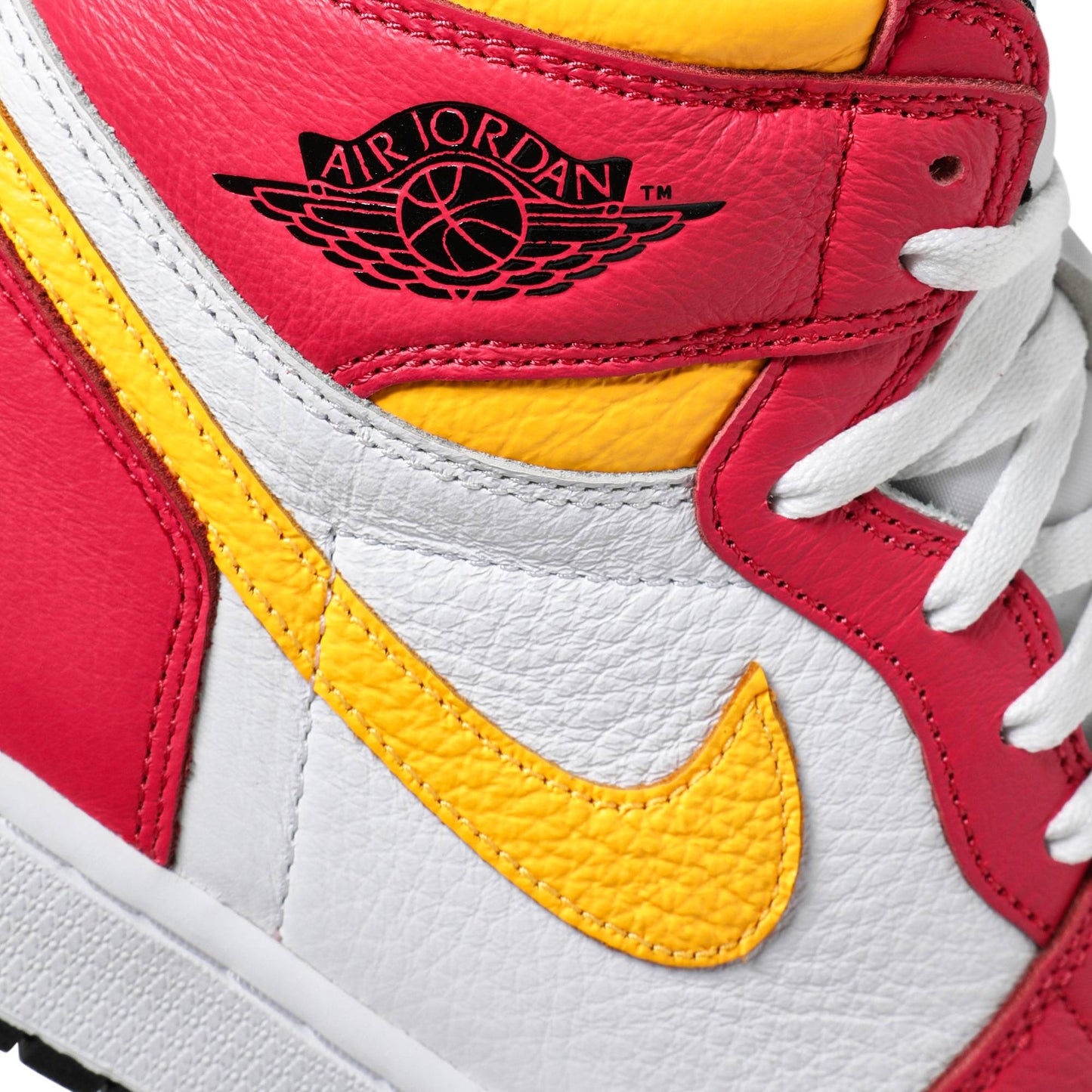 Air Jordan 1 Retro High OG 'Light Fusion Red' 555088-603