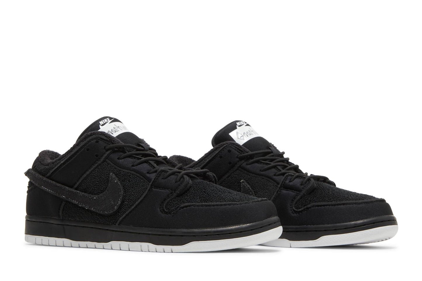 Gnarhunters X Nike SB Dunk Low DH7756-010