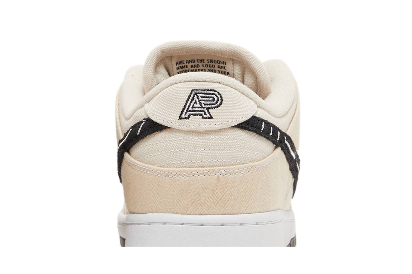 Albino Preto X Nike SB Dunk Low 'Fossil' FD2627-200