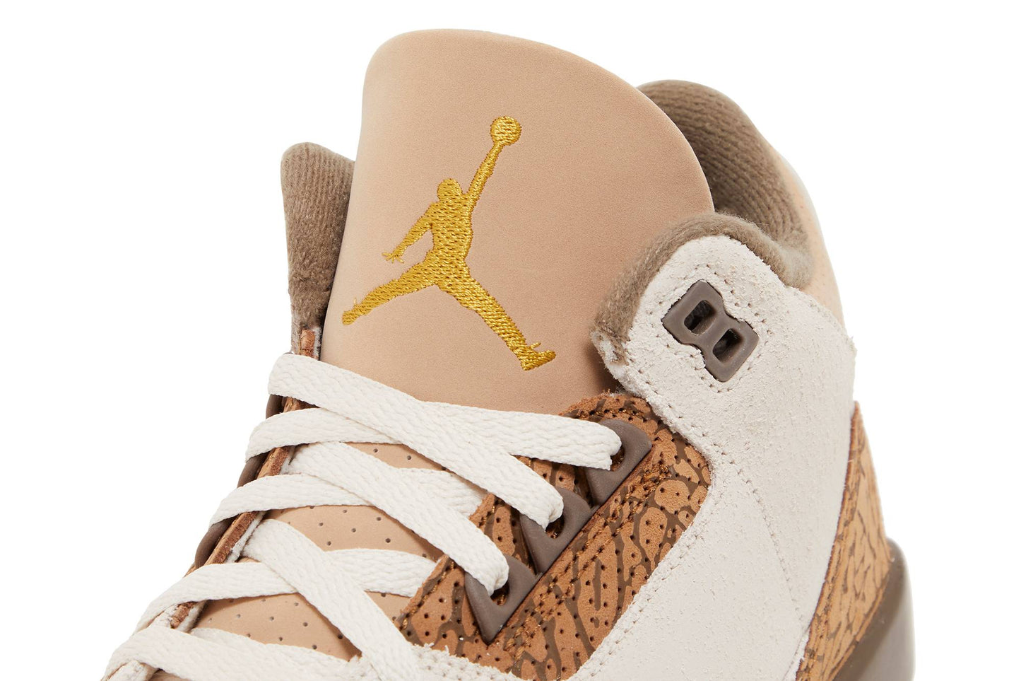 Air Jordan 3 'Light Orewood Brown' CT8532-102