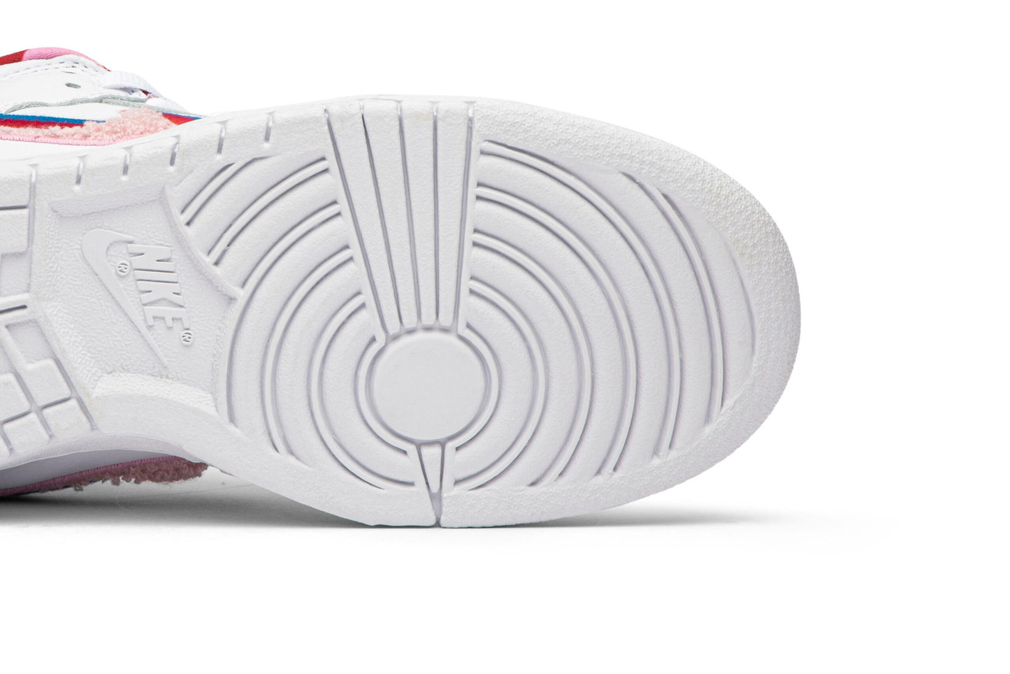 Parra X Nike SB Dunk Low OG QS 2020 CN4504-100
