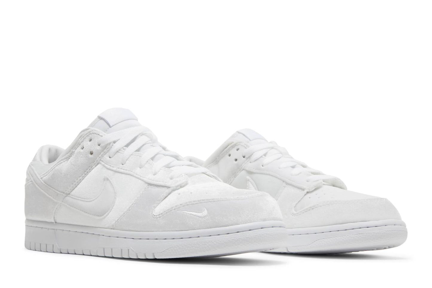 Dover Street Market X Nike Dunk Low 'Triple White' DH2686-100
