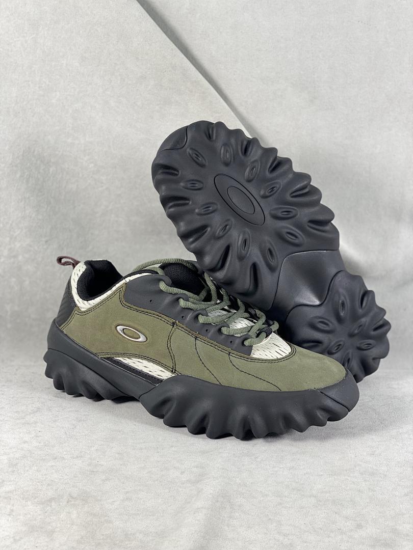 Oakley Factory Team Flesh Dark Olive Black Cream Y2K Chunky Lifestyle Sneakers Shoes
