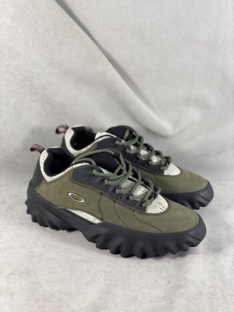 Oakley Factory Team Flesh Dark Olive Black Cream Y2K Chunky Lifestyle Sneakers Shoes