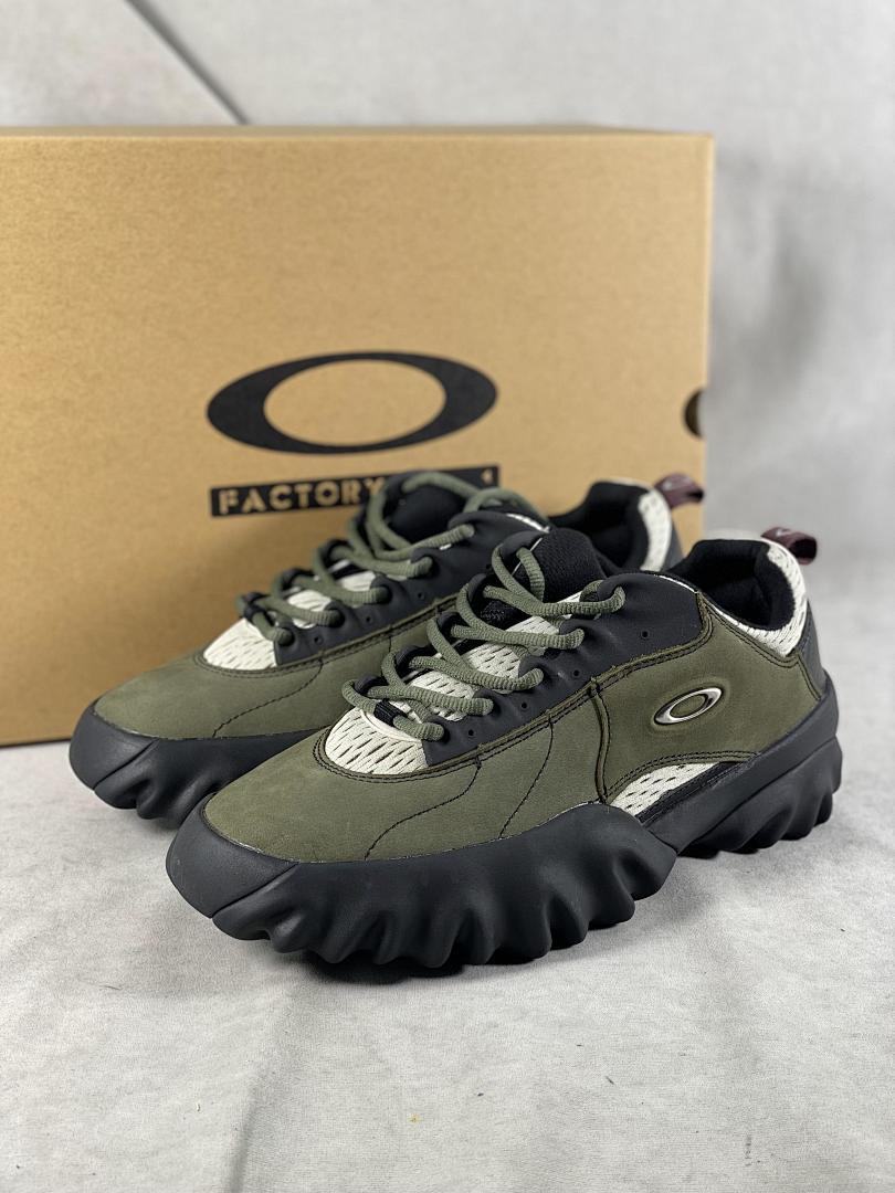 Oakley Factory Team Flesh Dark Olive Black Cream Y2K Chunky Lifestyle Sneakers Shoes