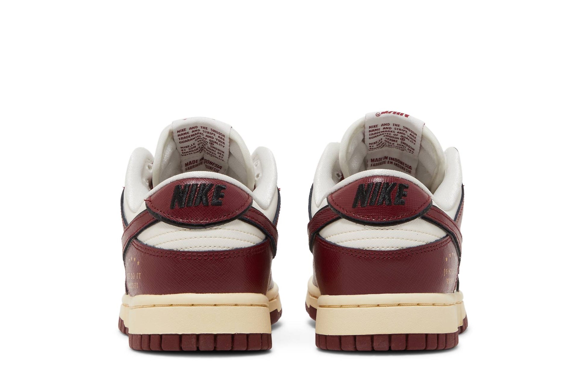 ( Women ) Nike Dunk Low SE Just Do It – Team Red DV1160-101