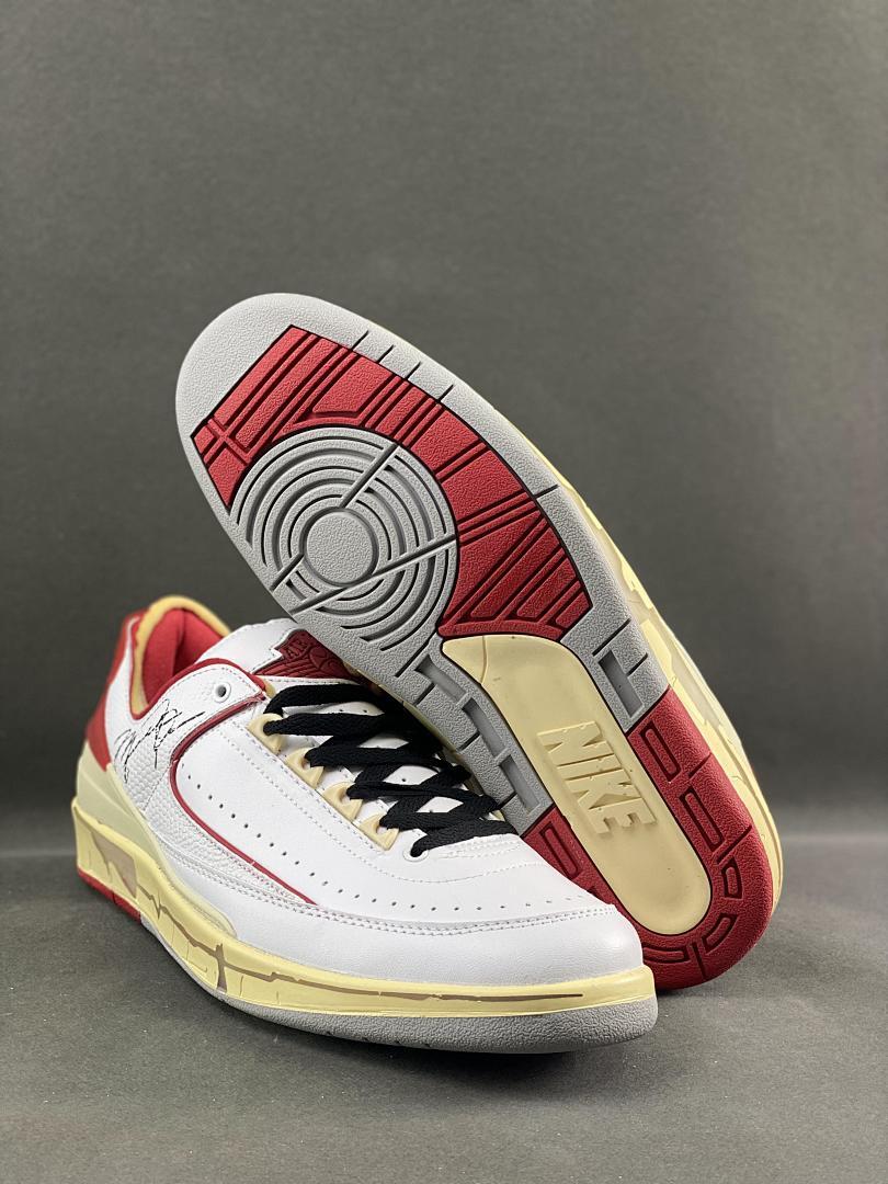 Off-White x Air Jordan 2 Retro Low SP White Varsity Red DJ4375-106 Michael Jordan Signature Aged Sole Sneakers