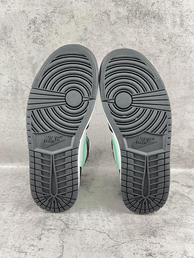 Nike Air Jordan 1 Mid 'Mint Foam' Black White Green Shoes 554724-132