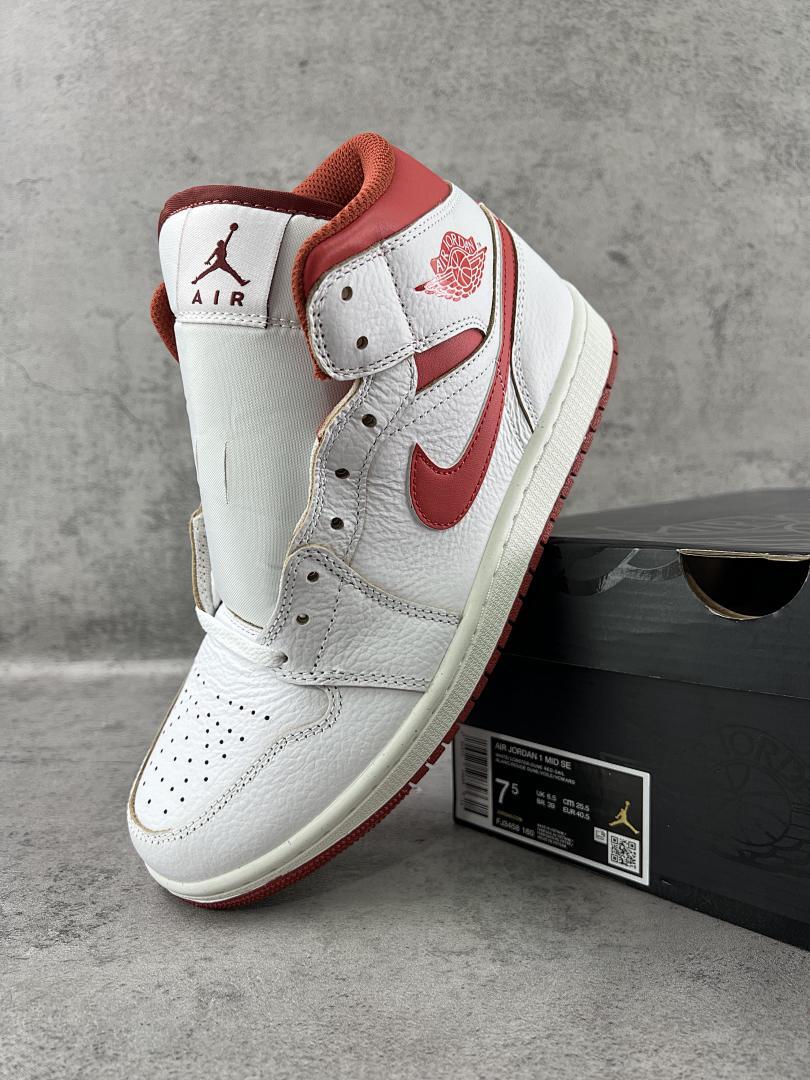 Nike Air Jordan 1 Low White Red Sneakers 553558-118