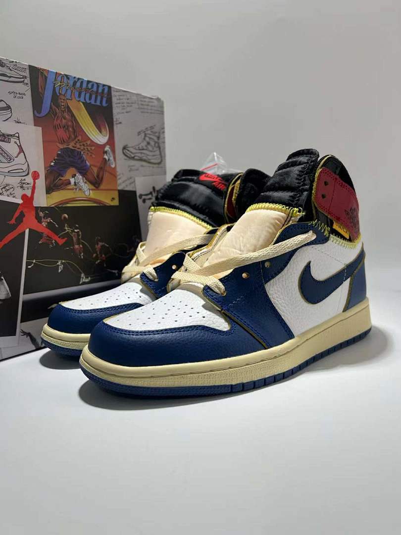 Union LA Air Jordan 1 Retro High OG Navy White Sail