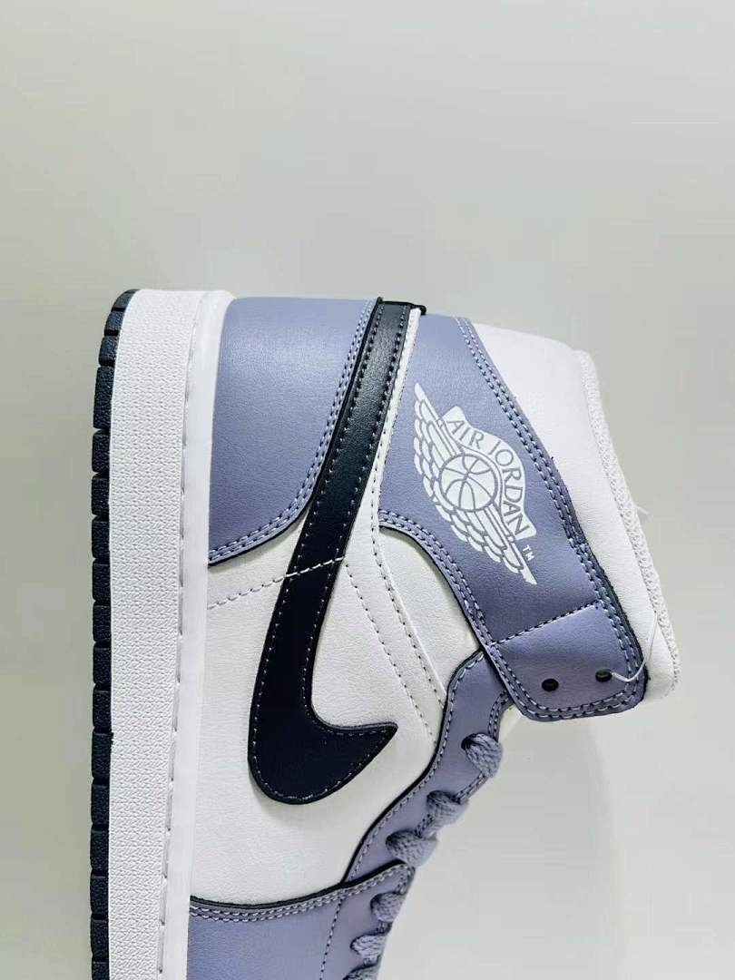 Nike Air Jordan 1 Mid SE Purple Dust White Light Lilac Lavender Sneakers Shoes DX4376-100