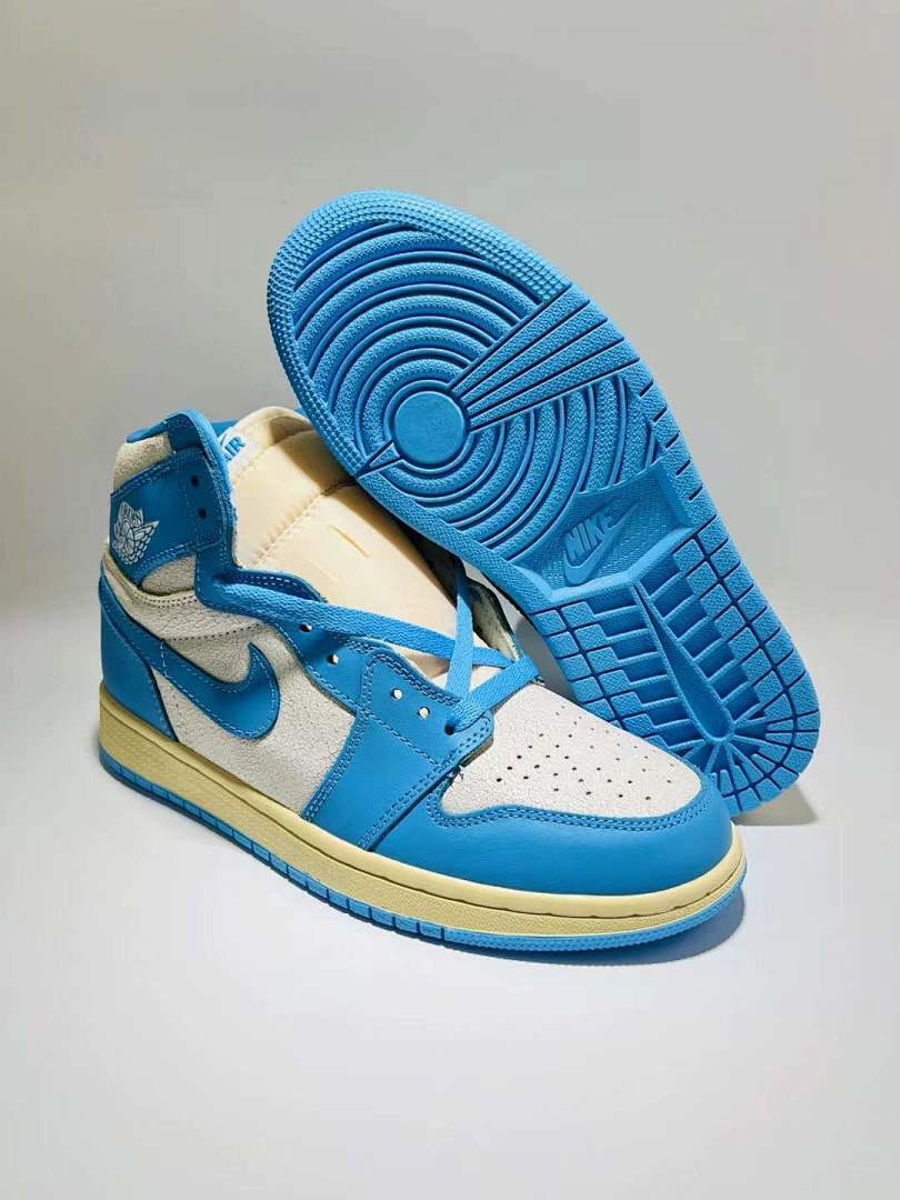 Nike Air Jordan 1 Retro High OG Washed Blue Sneakers DZ5485-100 - Light Blue Sail Cream White AJ1 High Shoes
