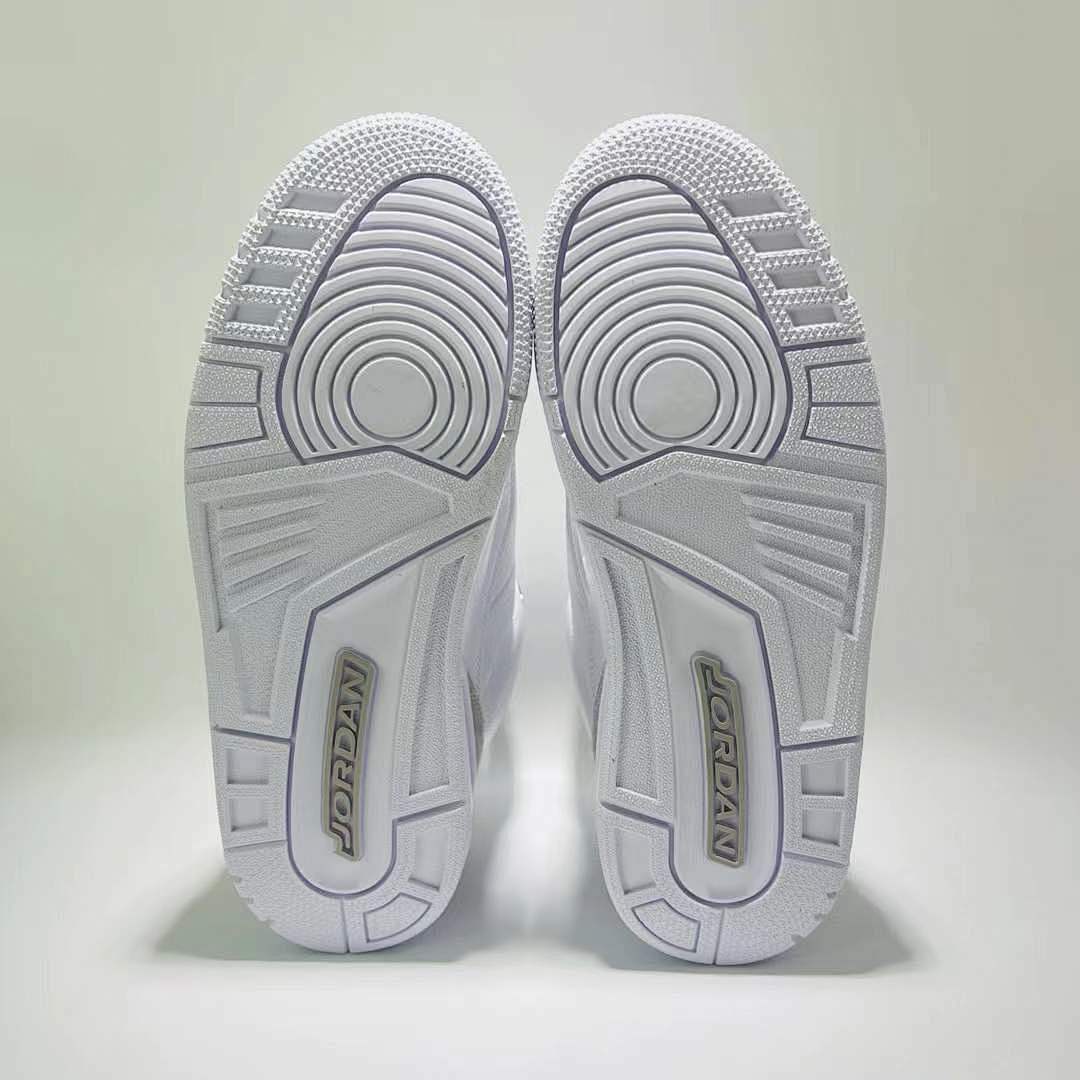 Nike Air Jordan 3 Retro Pure Money White Metallic Silver Pure Platinum Men's Sneakers (136064-103)