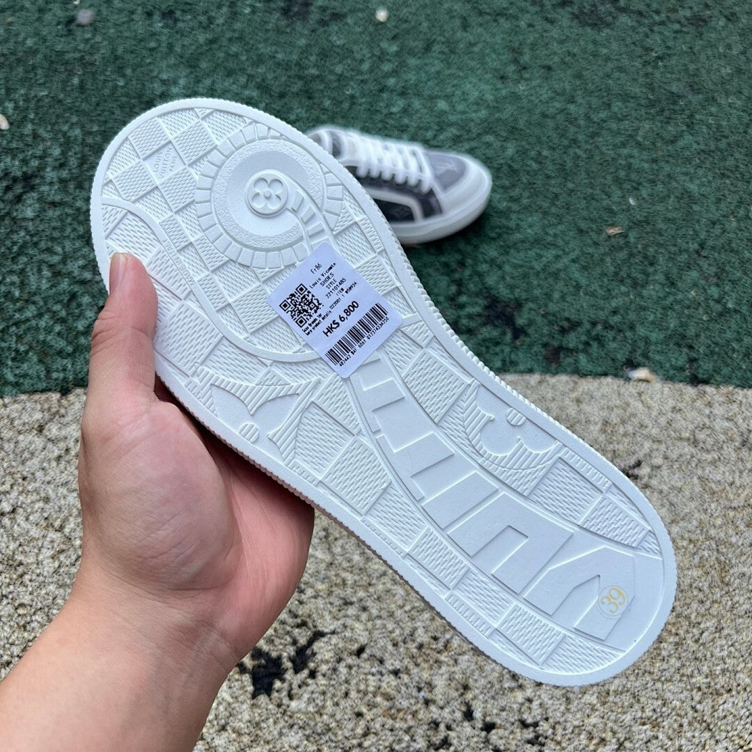 Louis Vuitton Frontrow Sneaker Monogram Denim Grey