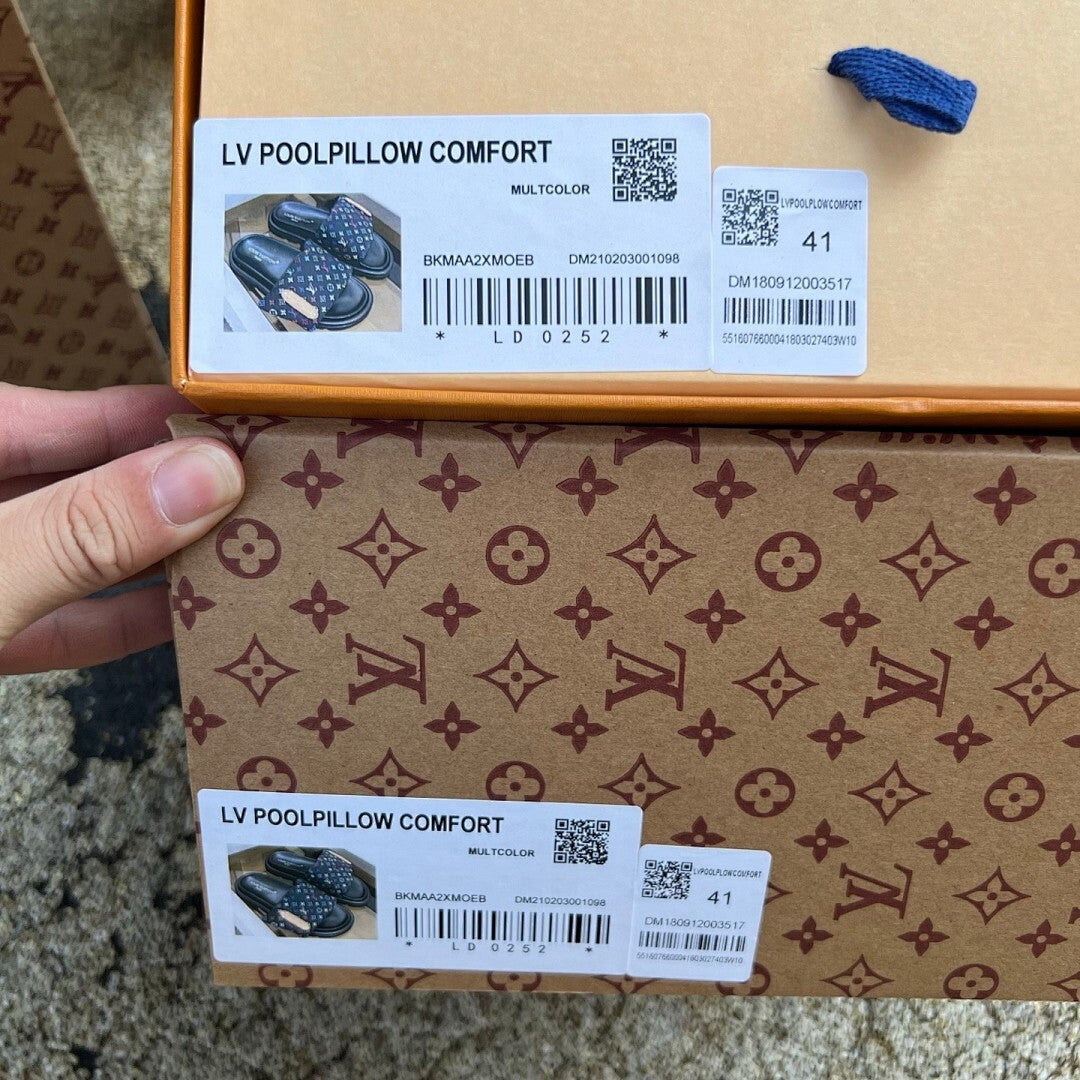 Louis Vuitton Pool Pillow Flat Mule Monogram Rainbow Black