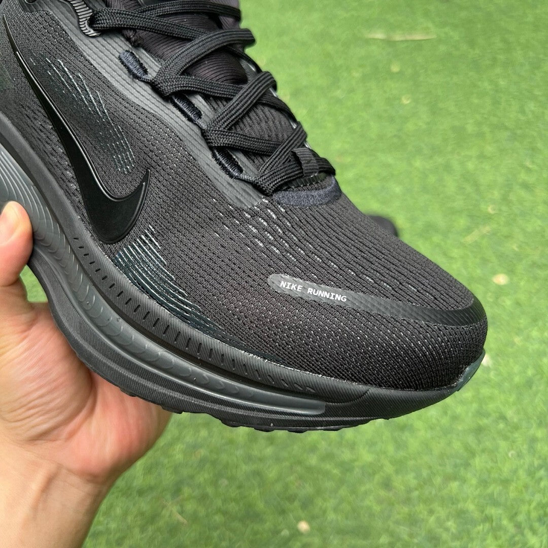 Nike ZoomX Invincible Run Flyknit 3 DR2615-001