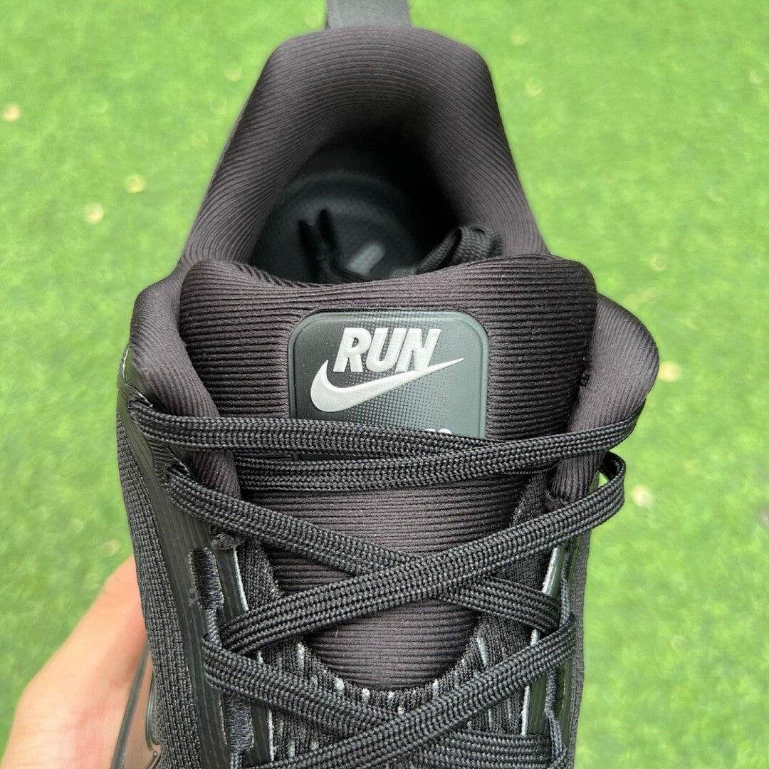 Nike ZoomX Invincible Run Flyknit 3 DR2615-001