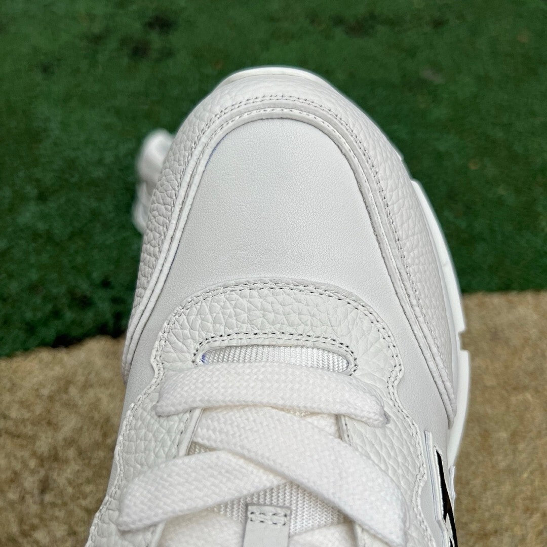 Louis Vuitton LV Runner Sneaker White Leather Black LV Monogram
