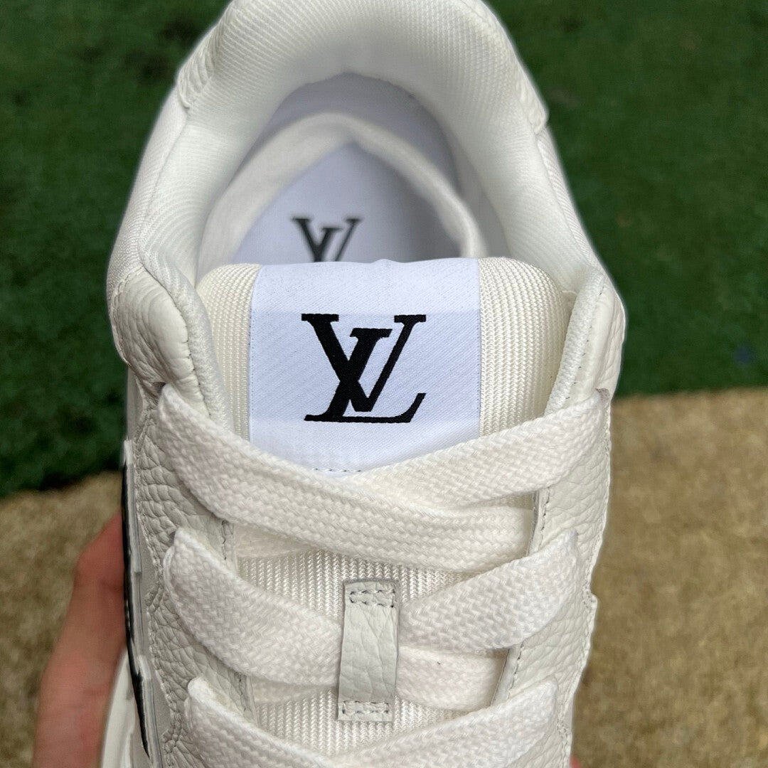 Louis Vuitton LV Runner Sneaker White Leather Black LV Monogram