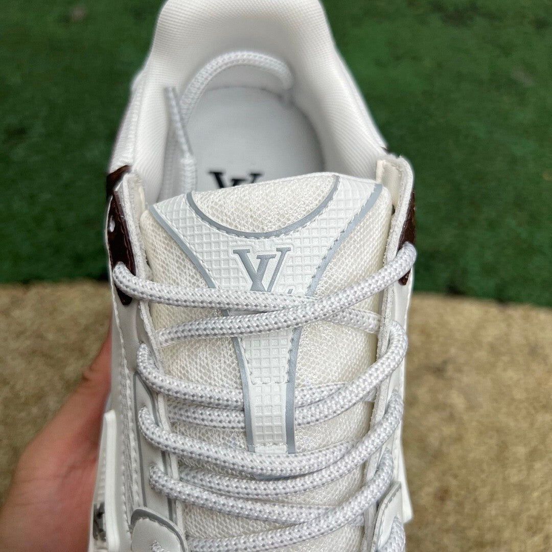 Louis Vuitton LV Runner Tatic Sneaker White Monogram