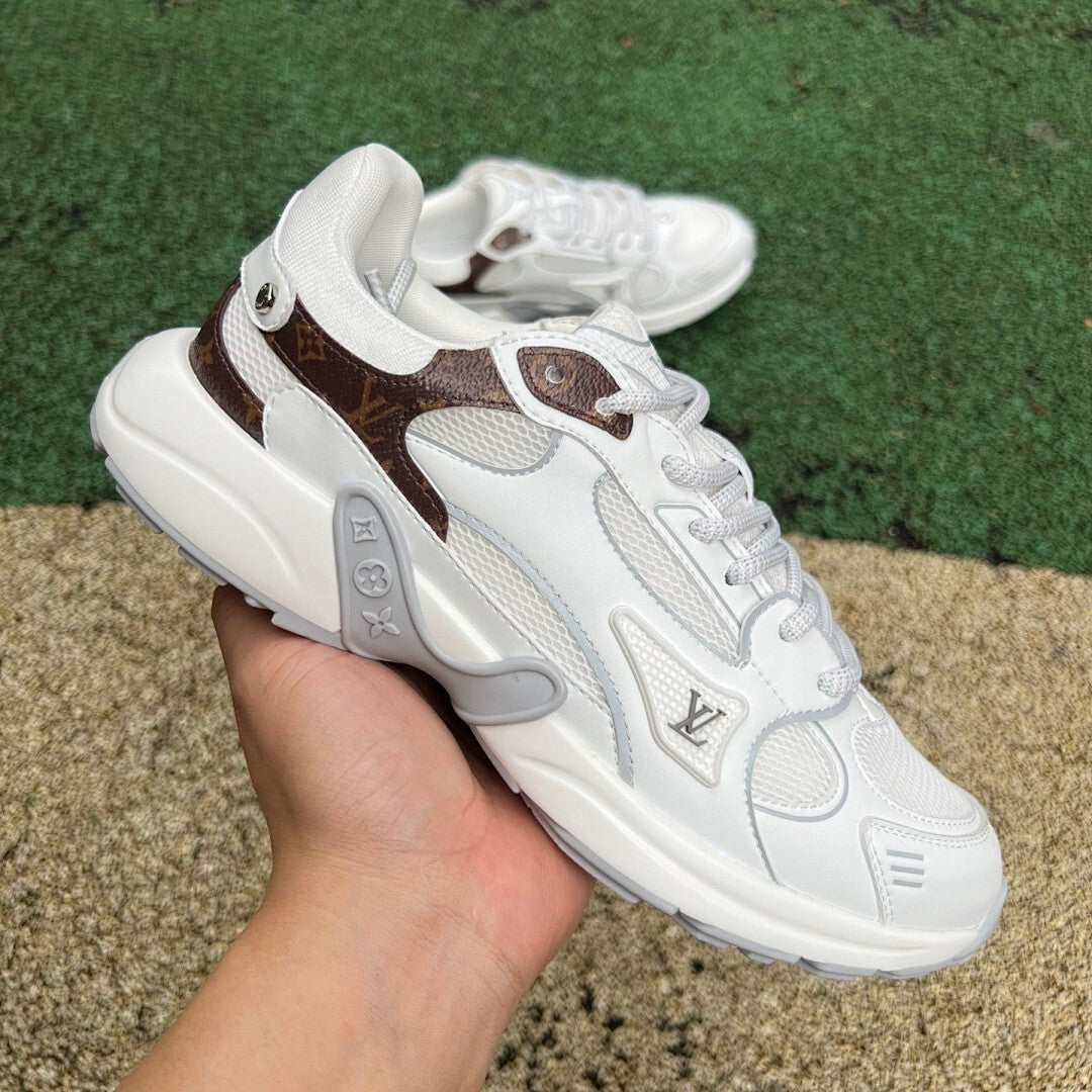 Louis Vuitton LV Runner Tatic Sneaker White Monogram