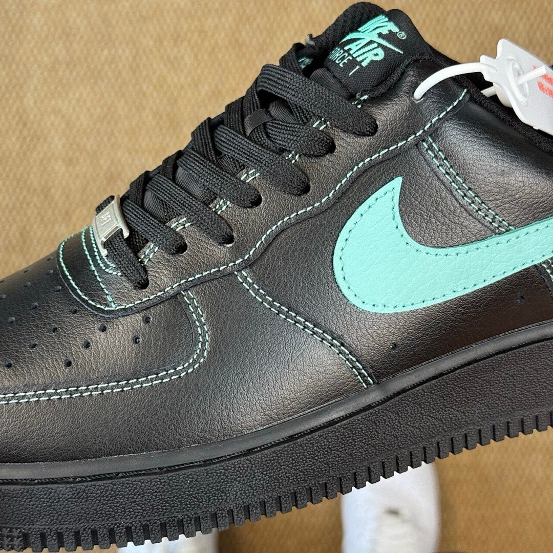 Nike Air Force 1 '07 LV8 "Black Aurora Green" CT2300-001