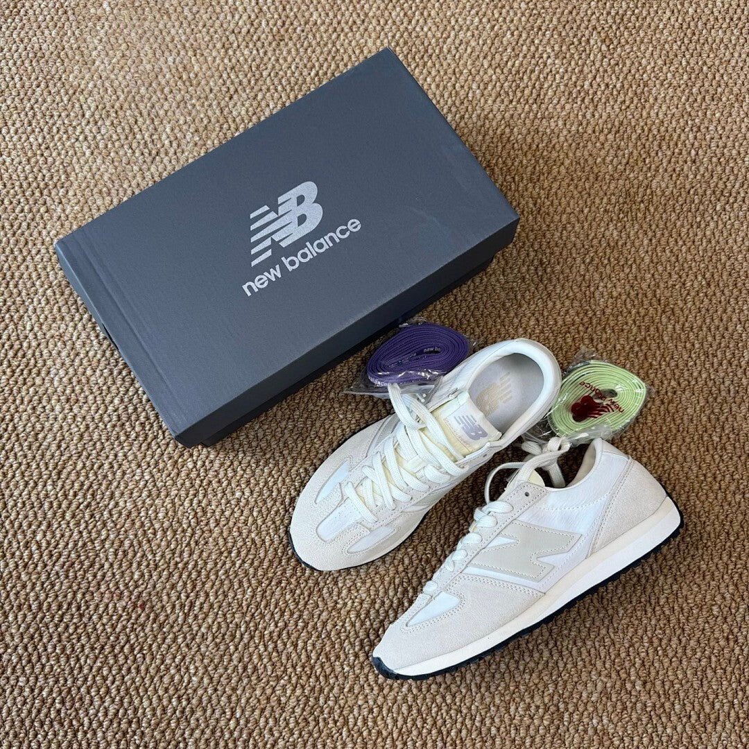 New Balance U320 Off White Sand