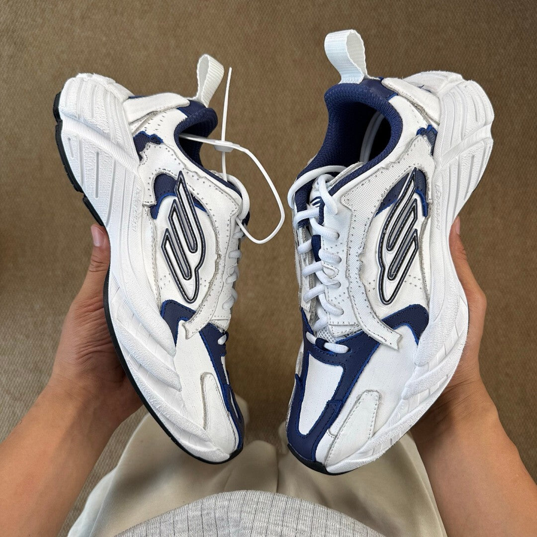 Skechers Arch Fit - Comfy Wave White Navy 149414