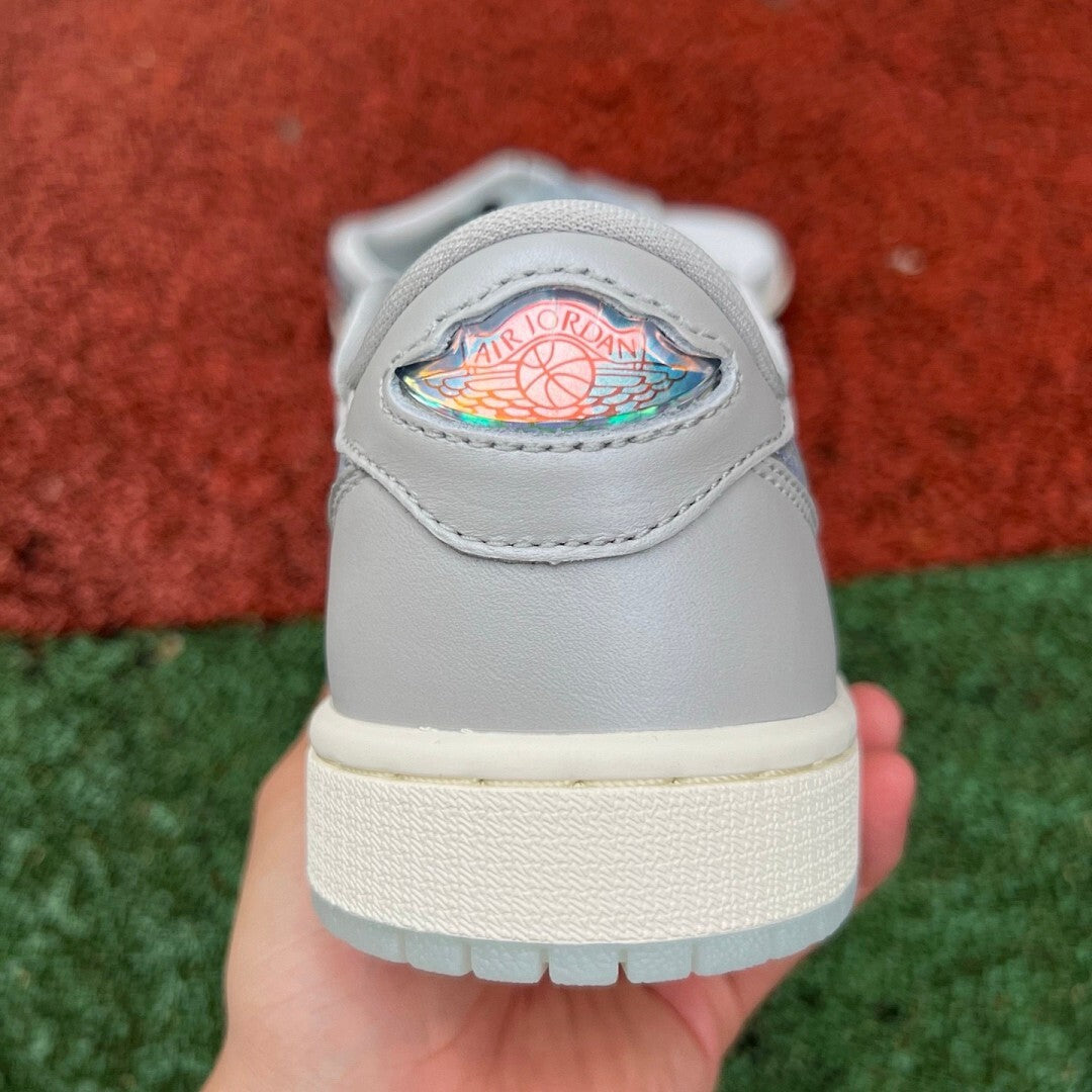 Jordan 1 Low OG Atmosphere Grey FN5994-001