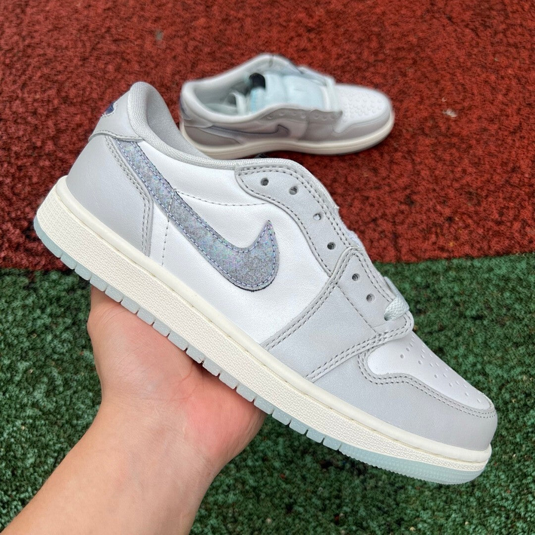 Jordan 1 Low OG Atmosphere Grey FN5994-001