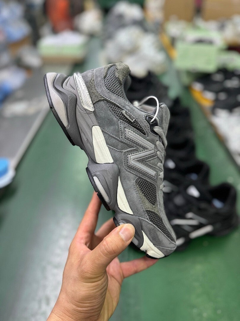 New Balance 9060 Grey