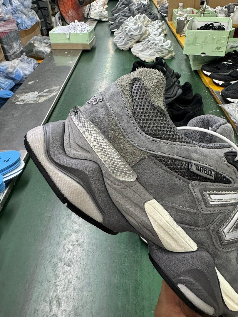 New Balance 9060 Grey