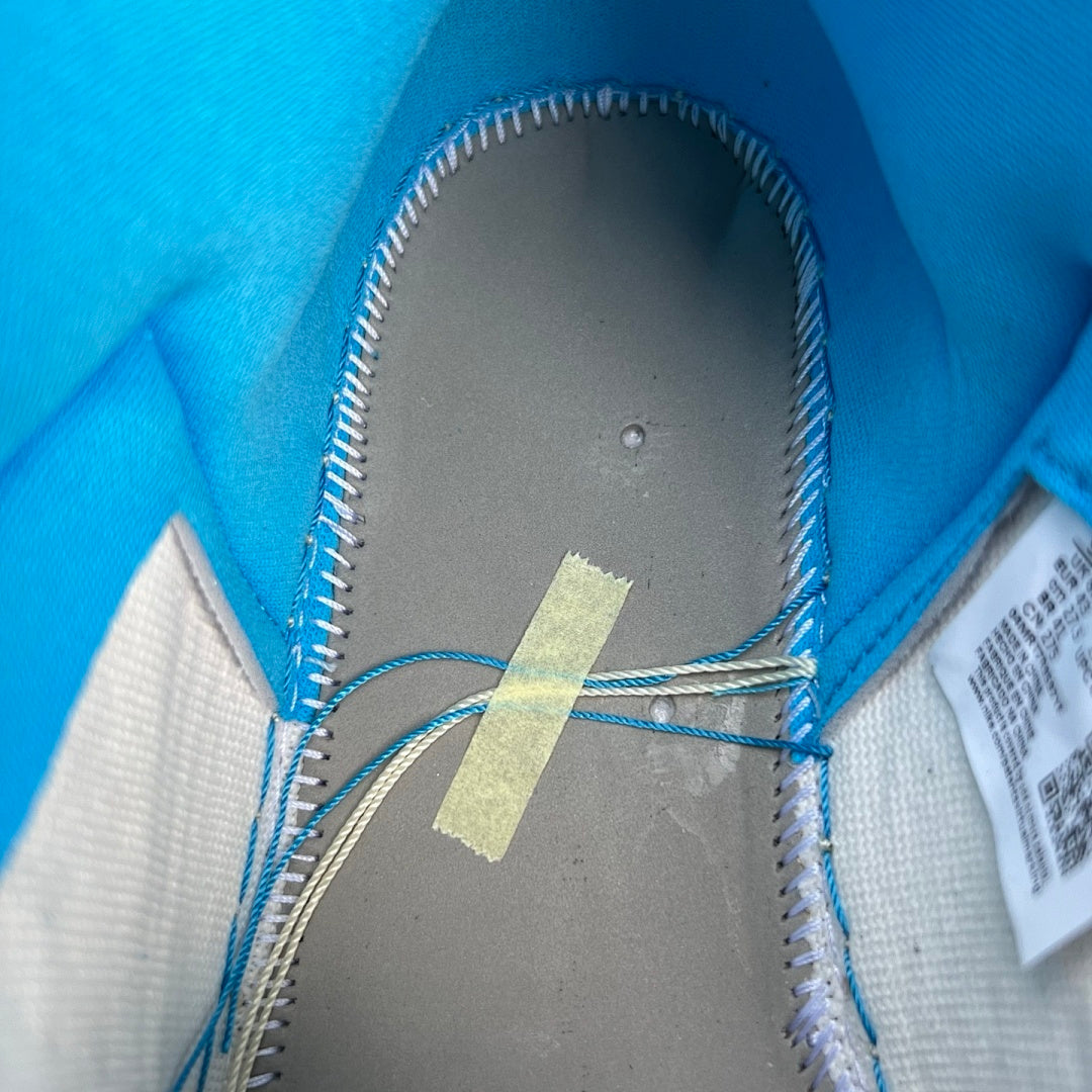 Air Jordan 1 Retro High OG 'University Blue' 555088-134