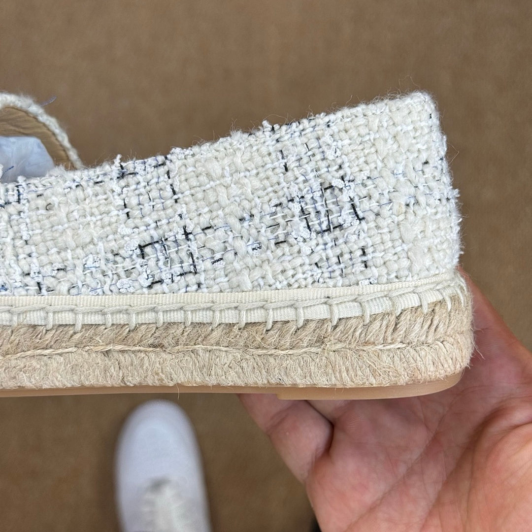 Chanel Espadrilles Ecru & Black Tweed CC Logo