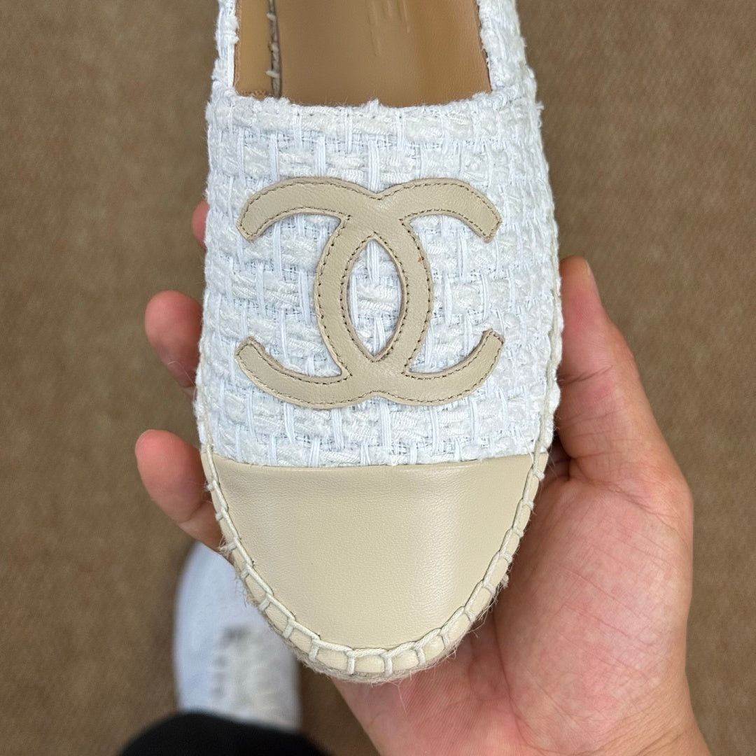 Chanel Espadrilles White Tweed & Beige Lambskin Cap Toe