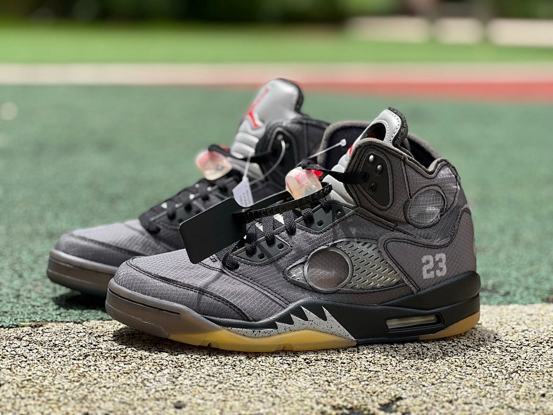 Off-White x Air Jordan 5 Muslin Black Metallic CT8480-001