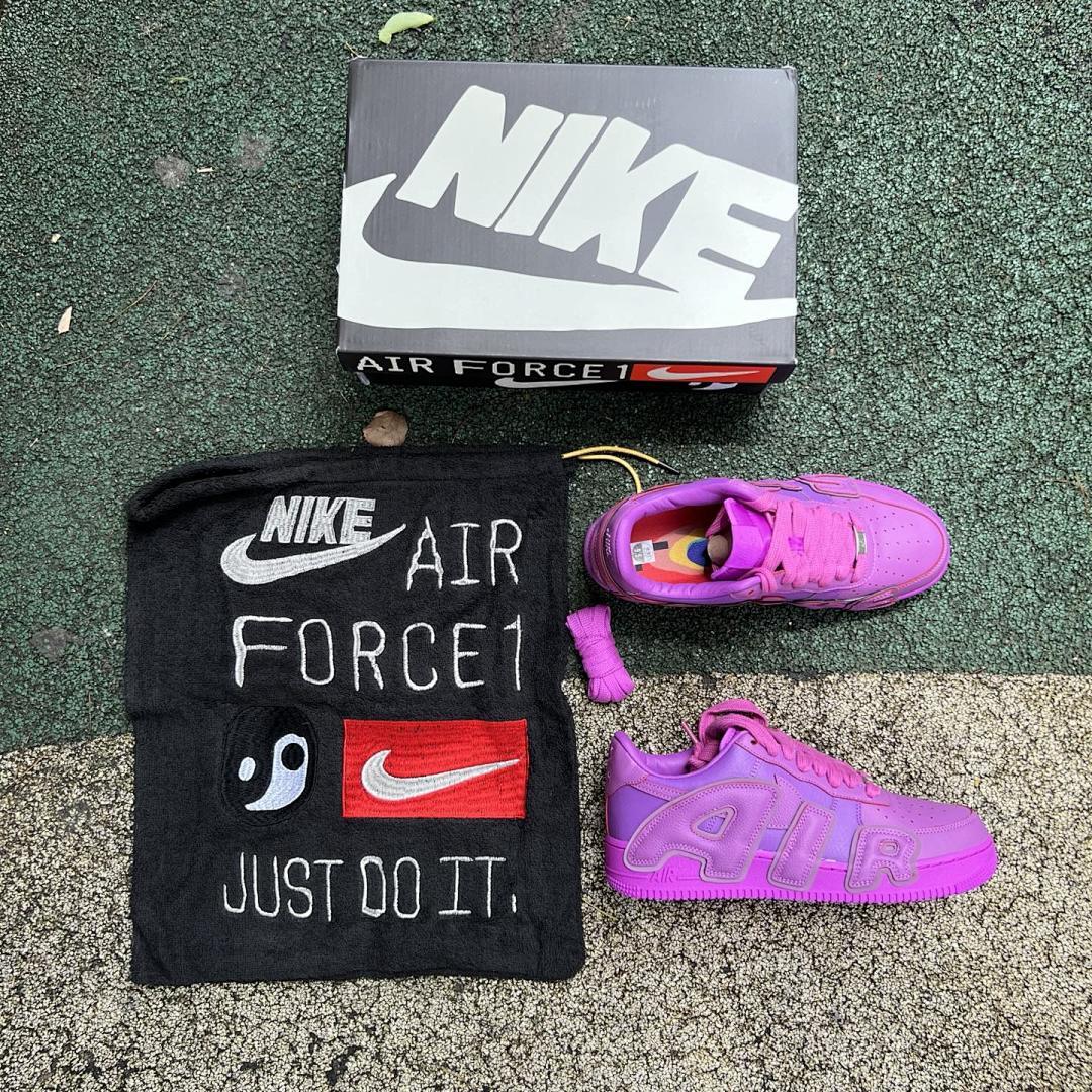 Supreme x Nike Air Force 1 Low Shocking Pink CU9225-600