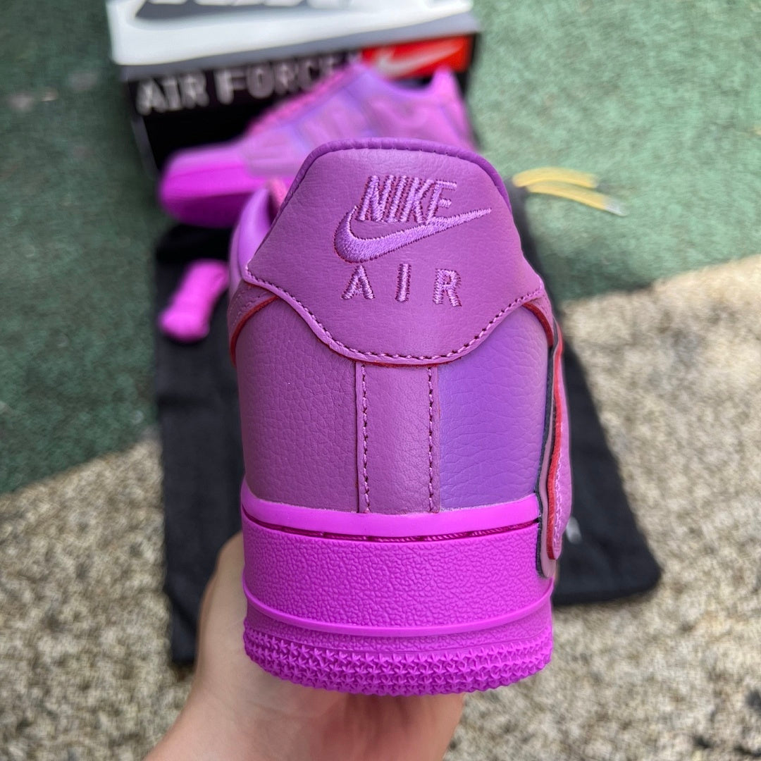 Supreme x Nike Air Force 1 Low Shocking Pink CU9225-600