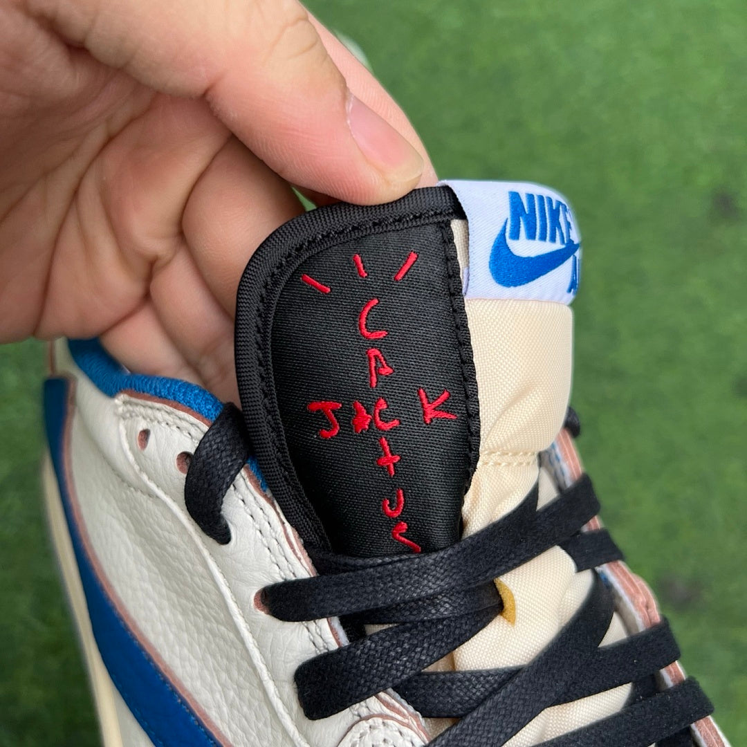 Travis Scott x fragment design x Air Jordan 1 Low OG Military Blue DM7866-140