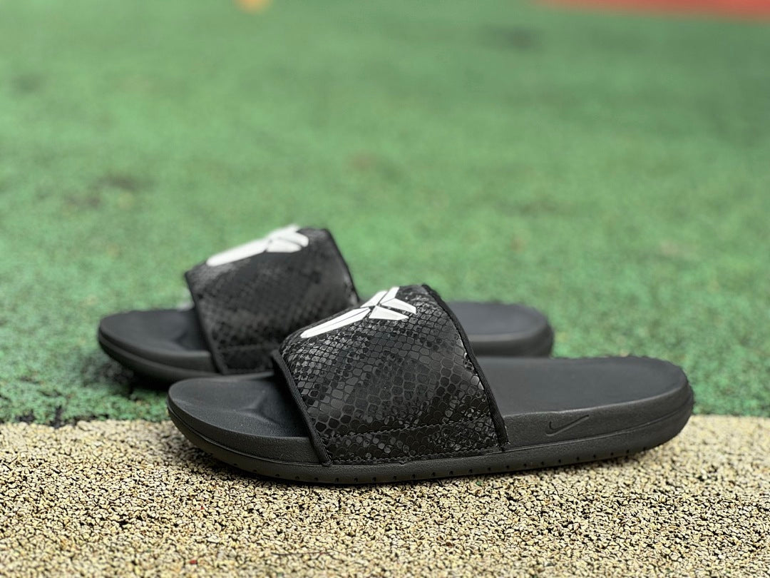 Nike Kobe Bryant Slides Black Mamba