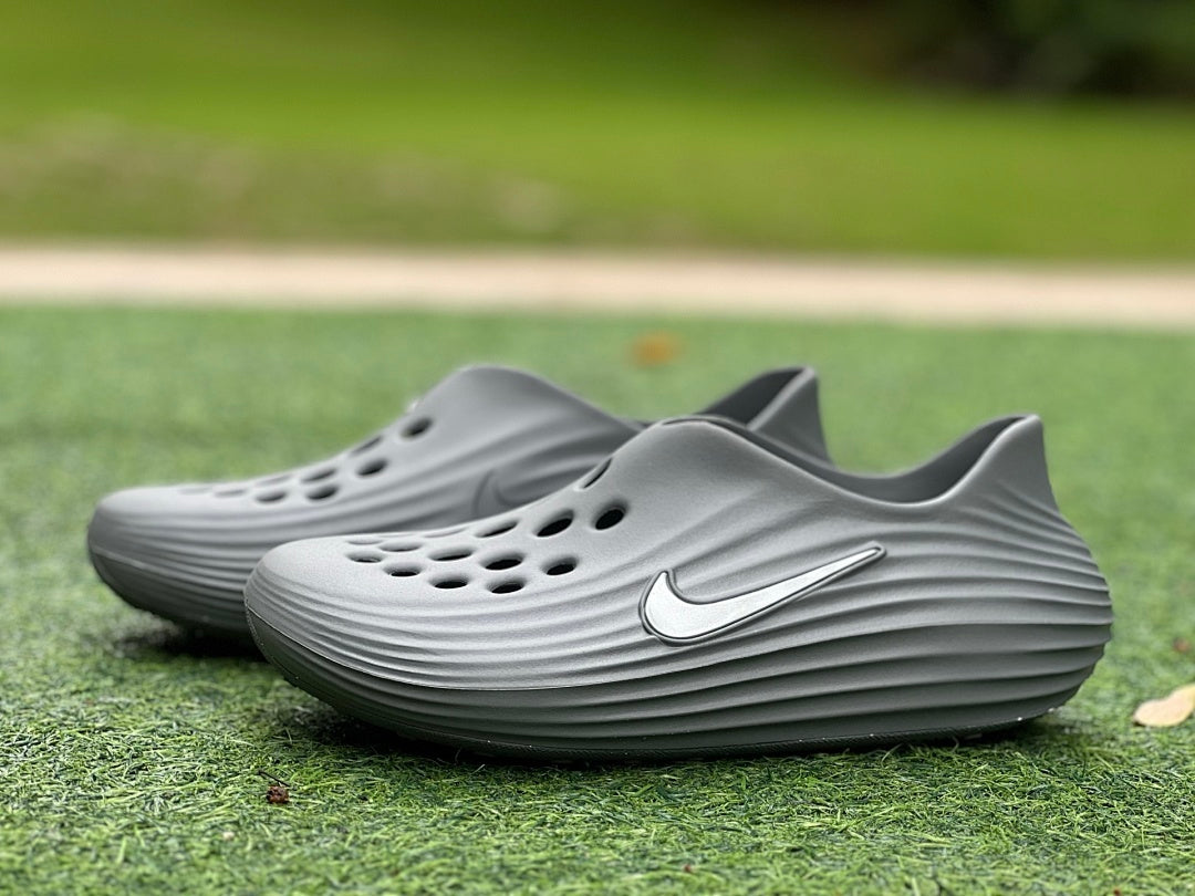 Nike Calm Mule Dark Smoke Grey FN9024-001