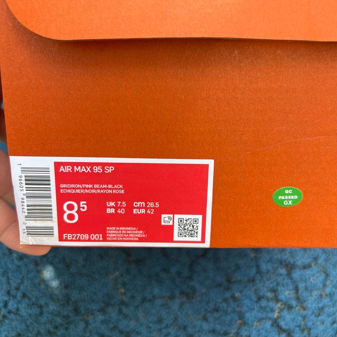 Corteiz x Nike Air Max 95 "Pink Beam" DR0589-001